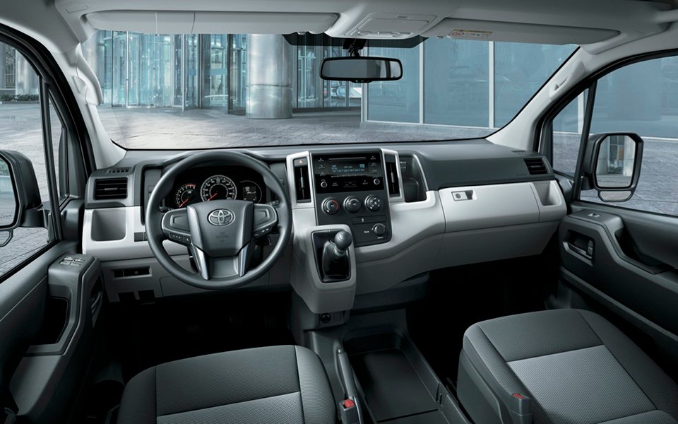 HIACE BUS | 
