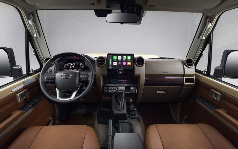 Land Cruiser 70 Hardtop | 
