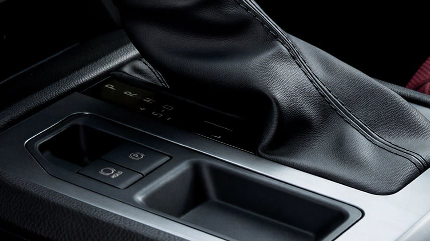 فرامل التوقف الكهربائية  (EPB) مع خاصية (Auto Hold)